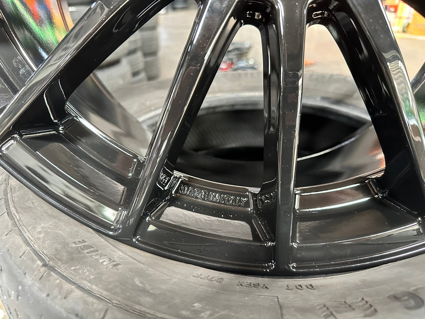 New 19X8.5 ET44 OZ Racing Super Evoluz Rim (4 wheel) Gloss Black 5X112