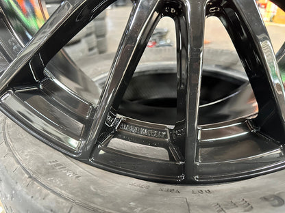 New 19X8.5 ET44 OZ Racing Super Evoluz Rim (4 wheel) Gloss Black 5X112