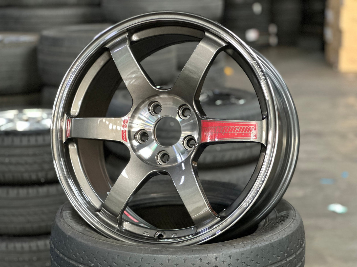 New 18X8.5 ET42 RAYS TE37 SAGA SL Forged Rim (4 wheel) Gloss Gunmetal 5X112