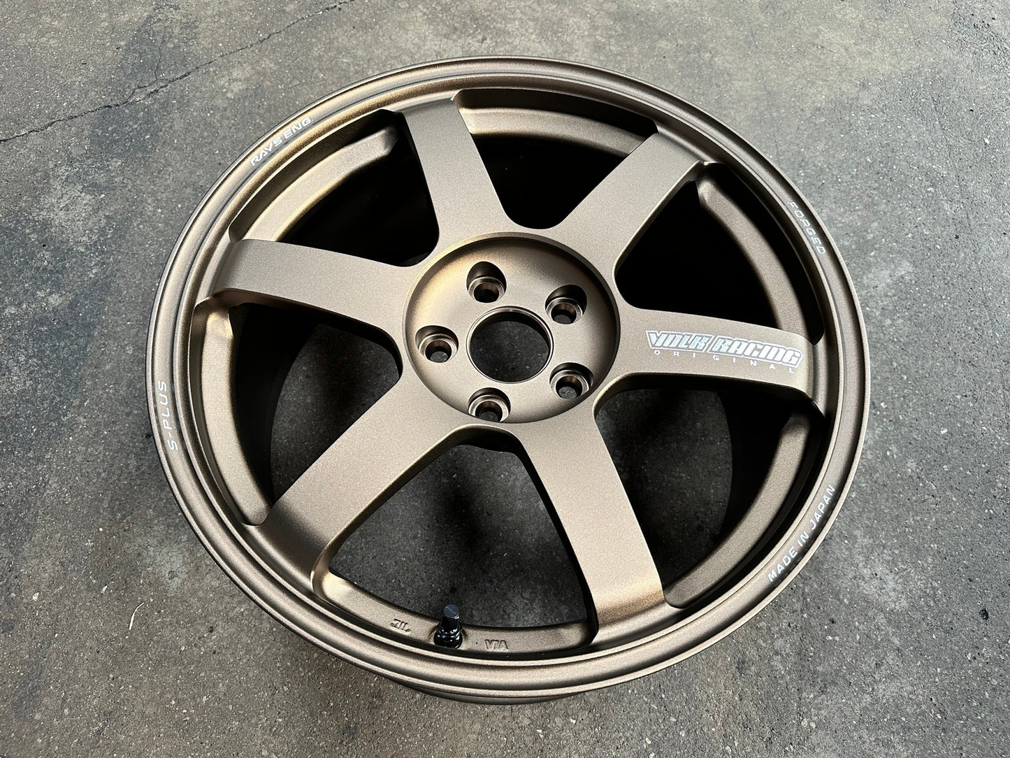 New 18X8.5 ET42 RAYS TE37 SAGA PLUS Rim (4 wheel) Matt Bronze 5X112