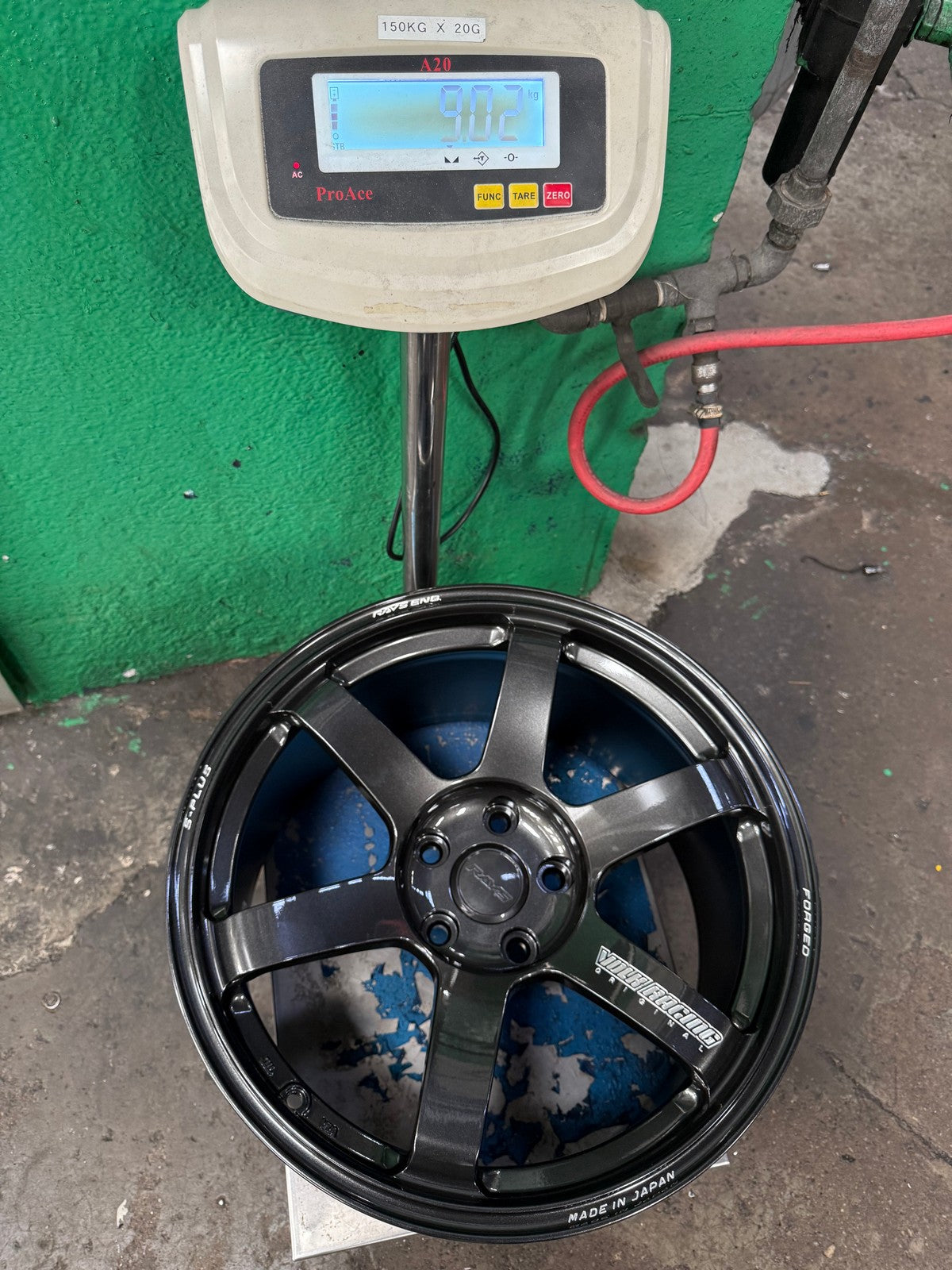 New 18X9.5 ET22 RAYS TE37 SAGA PLUS Rim (4 wheel) Gloss Gunmetal 5X114.3