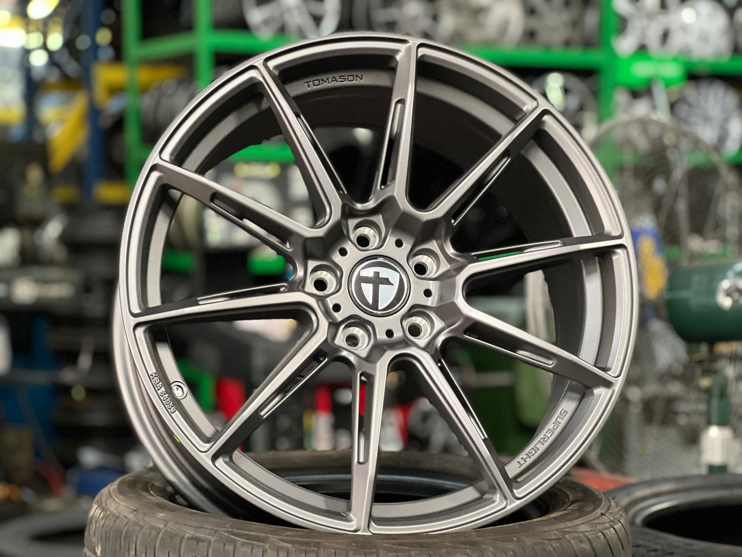 New 19X8.5 ET45 Tomason TN27 Rim (4 wheel) Matt Gunmetal 5X112