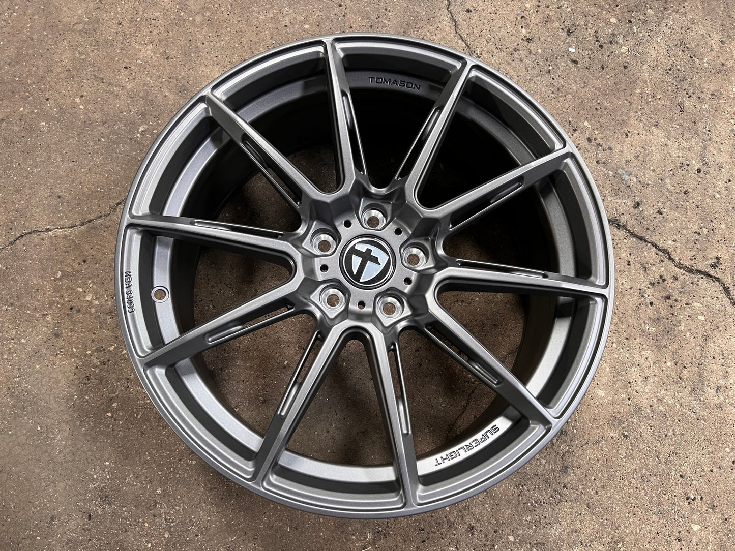New 19X8.5 ET45 Tomason TN27 Rim (4 wheel) Matt Gunmetal 5X112