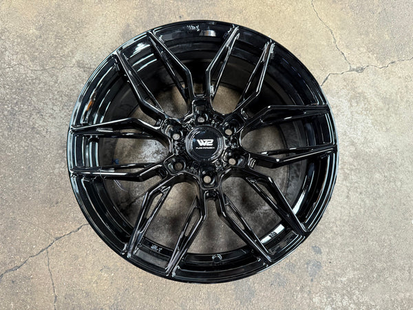 New 18X8.5 ET40 W2 Rim (4 wheel) Gloss Black 6X130