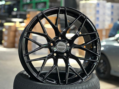 New 18X8.5 ET43 Varro VD06X Rim (4 wheel) Gloss Black 5X112