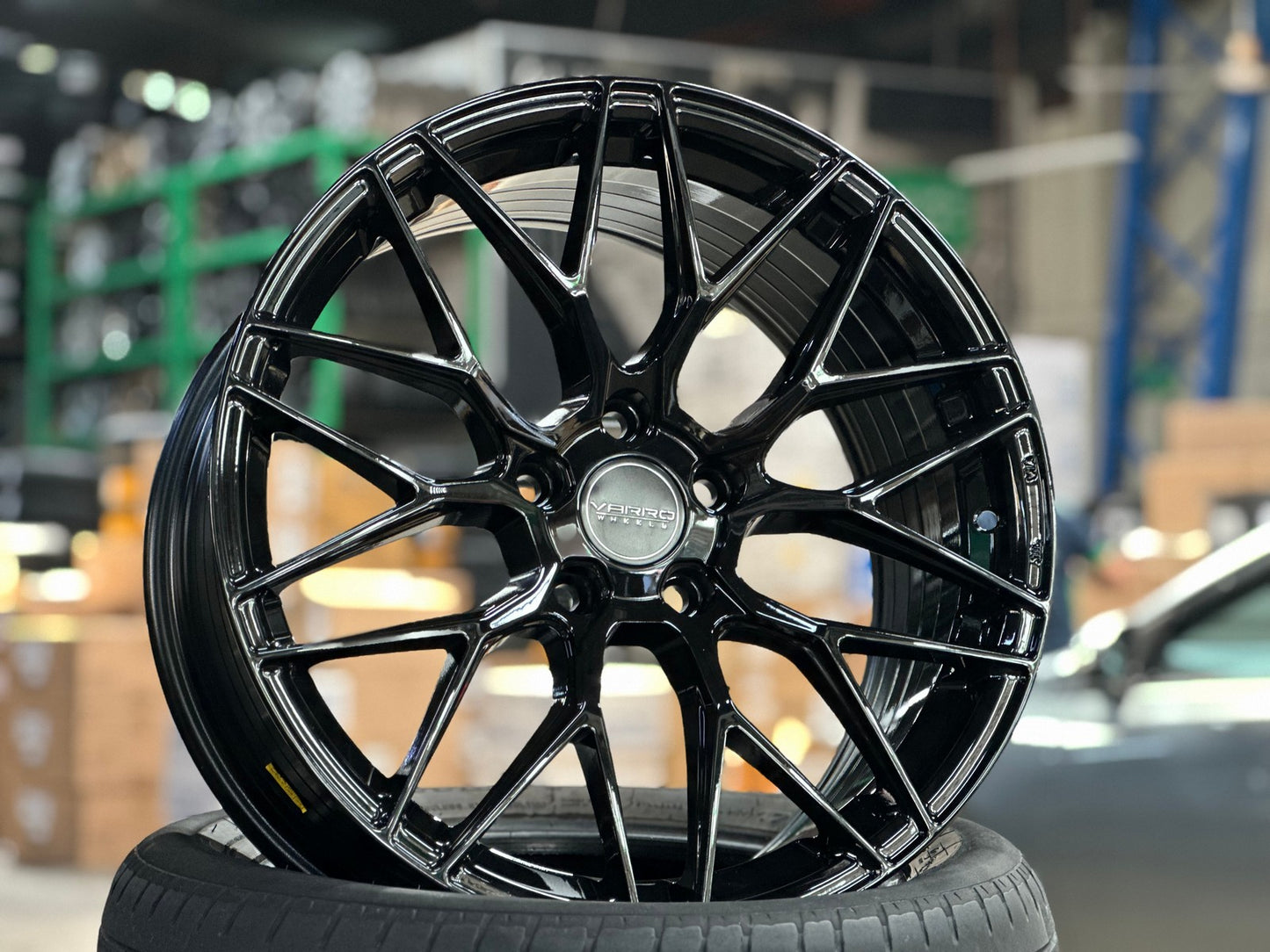 New 18X8.5 ET43 Varro VD06X Rim (4 wheel) Gloss Black 5X114.3