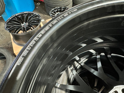 New 18X8.5 ET43 Varro VD06X Rim (4 wheel) Gloss Black 5X114.3