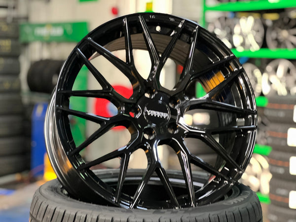 New 19X9.5 ET43 Varro VD06X Rim (4 wheel) Gloss Black 5X114.3