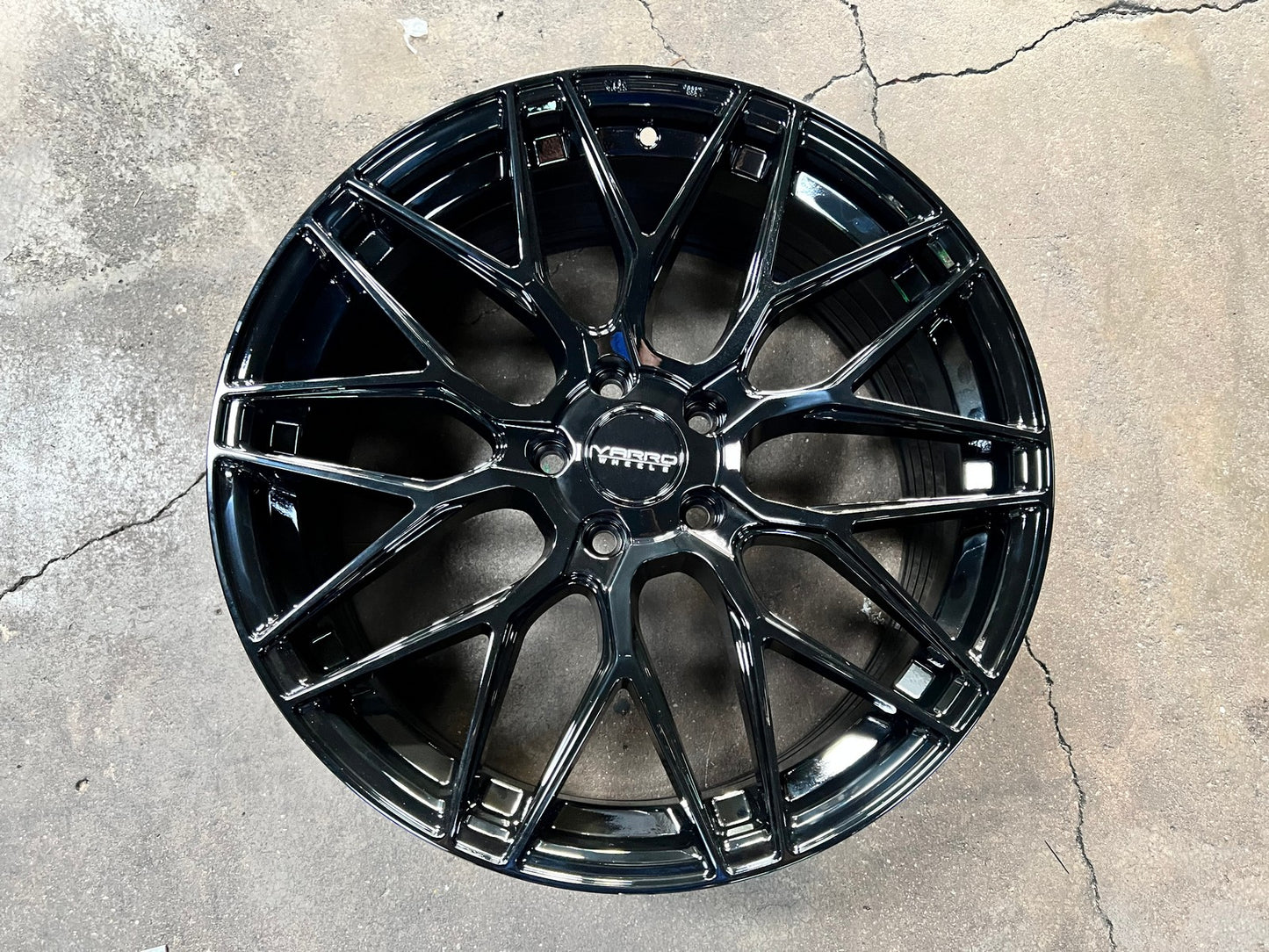 New 19X9.5 ET43 Varro VD06X Rim (4 wheel) Gloss Black 5X114.3