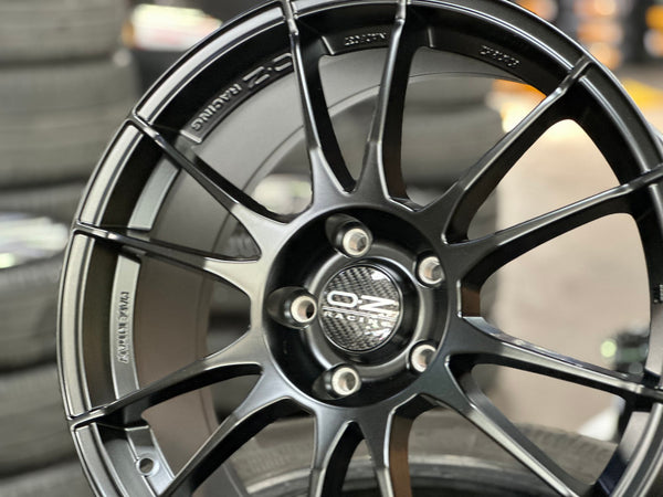 New 18X8 ET45 OZ Racing Superturismo Rim (4 wheel) Matt Black 5X112