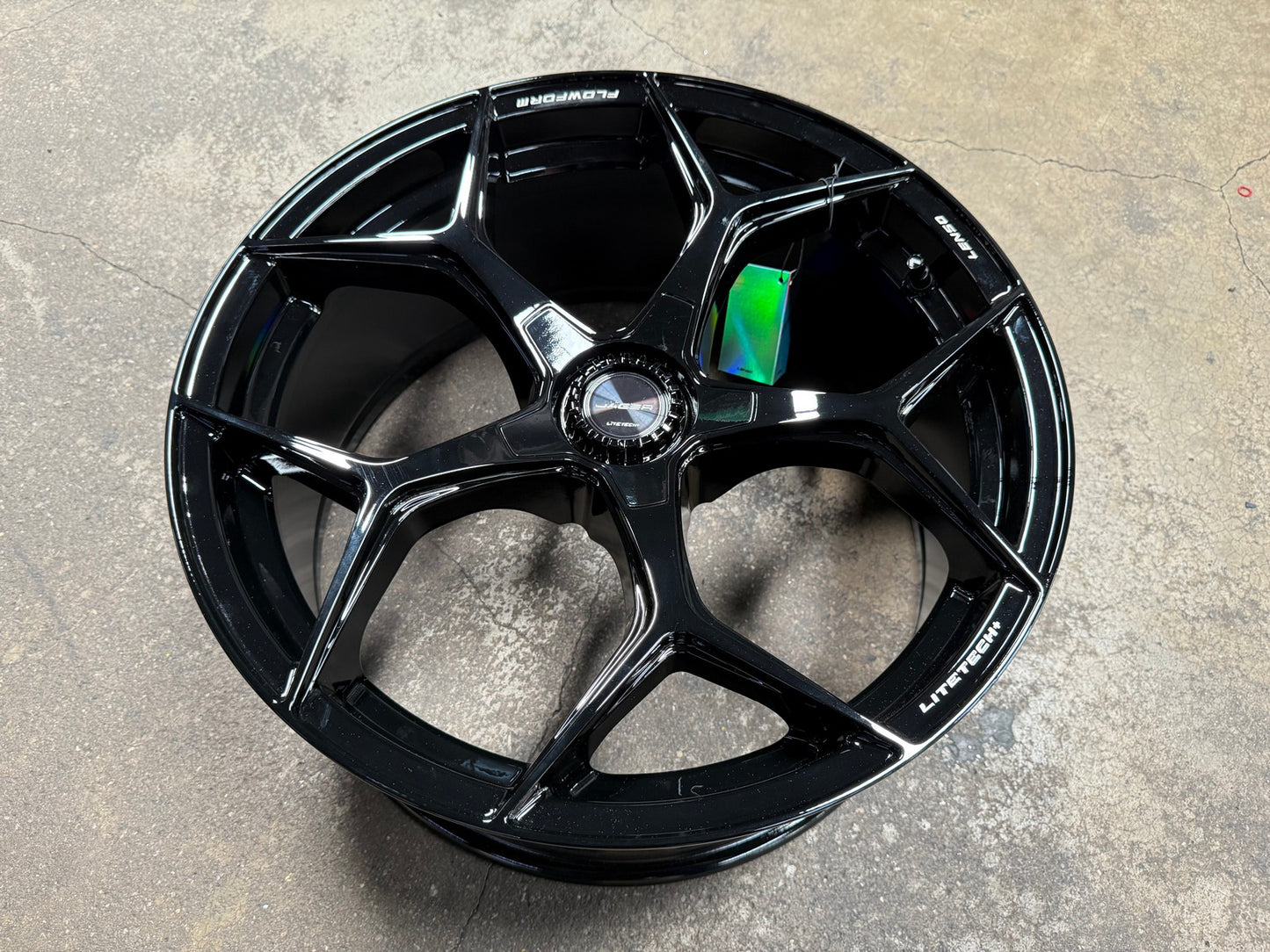 New 20X9 ET35 Lenso Vamos Rim (4 wheel) Gloss Black 5X108