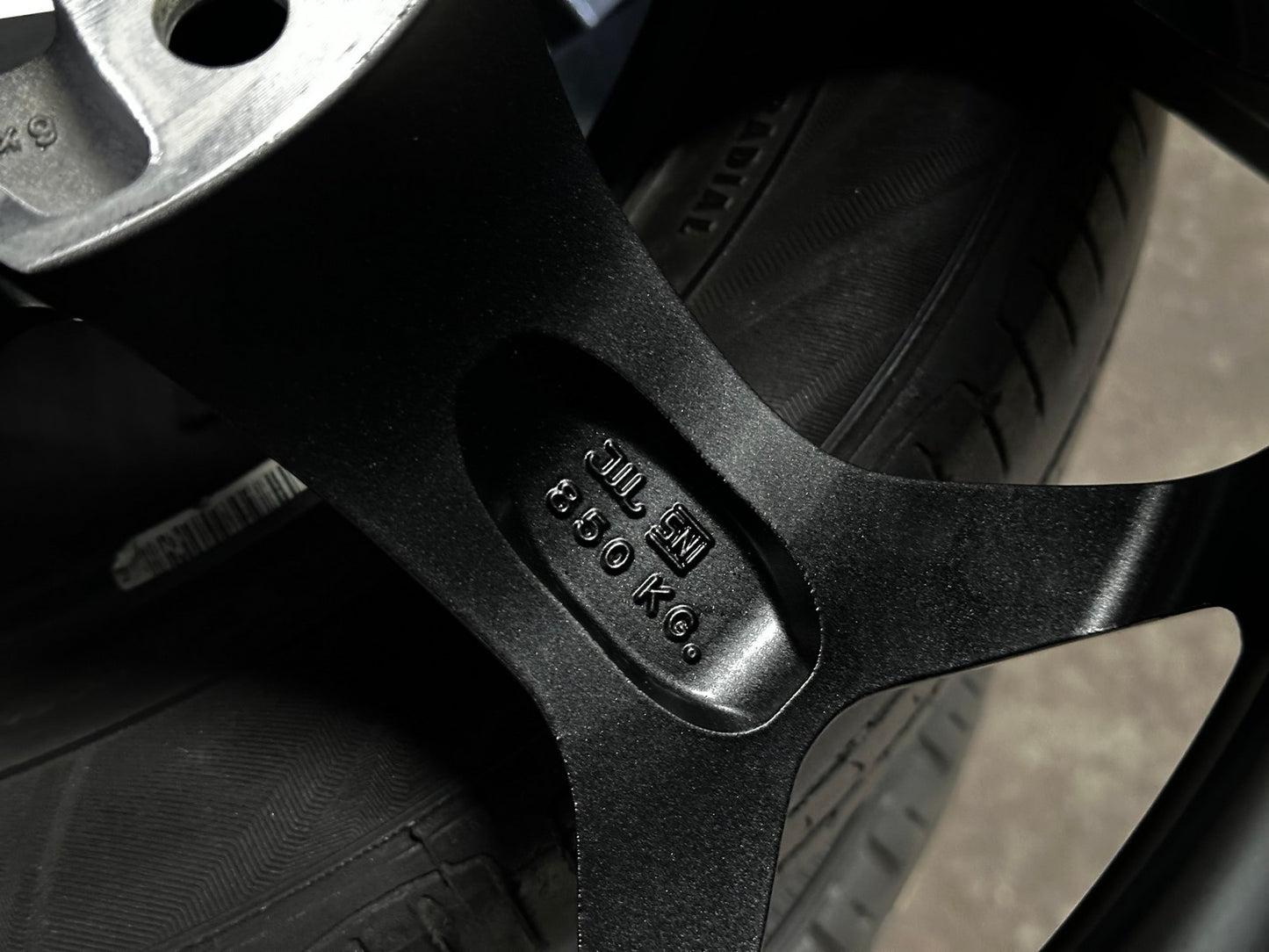 New 18X9 ET15 Lenso Vamos Rim (4 wheel) Hyper Black 6X139.7