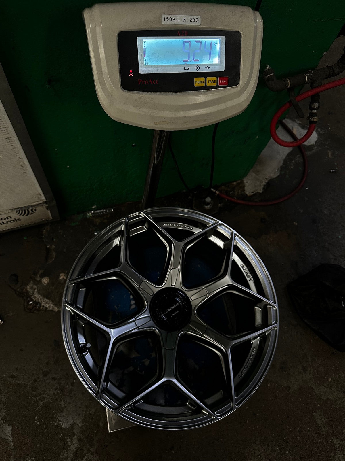 New 18X9 ET15 Lenso Vamos Rim (4 wheel) Hyper Black 6X139.7