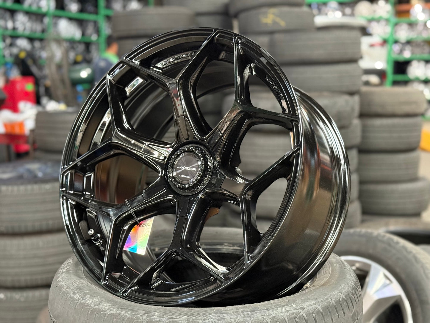 New 18X9 ET15 Lenso Vamos Rim (4 wheel) Gloss Black 6X139.7