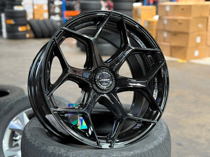 New 18X9 ET15 Lenso Vamos Rim (4 wheel) Gloss Black 6X139.7