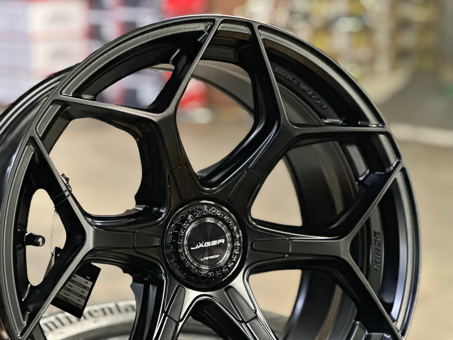 New 18X9 ET15 Lenso Vamos Rim (4 wheel) Matt Black 6X139.7