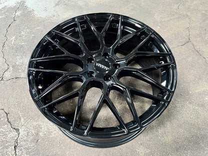 New 19X8.5 ET43 Varro VD06X Rim (4 wheel) Gloss Black 5X108