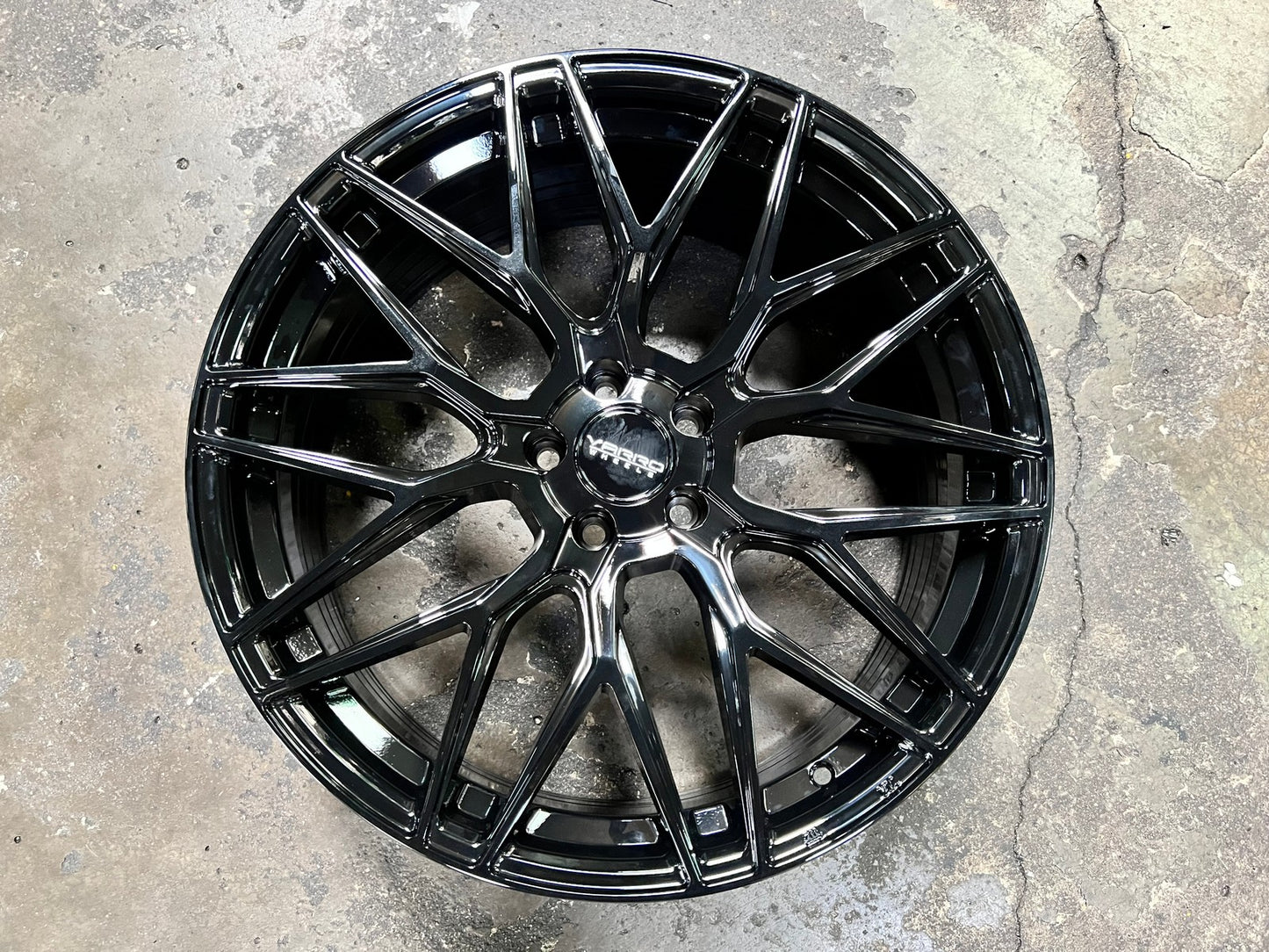 New 20X8.5 ET35 Varro VD06X Rim (4 wheel) Gloss Black 5X108