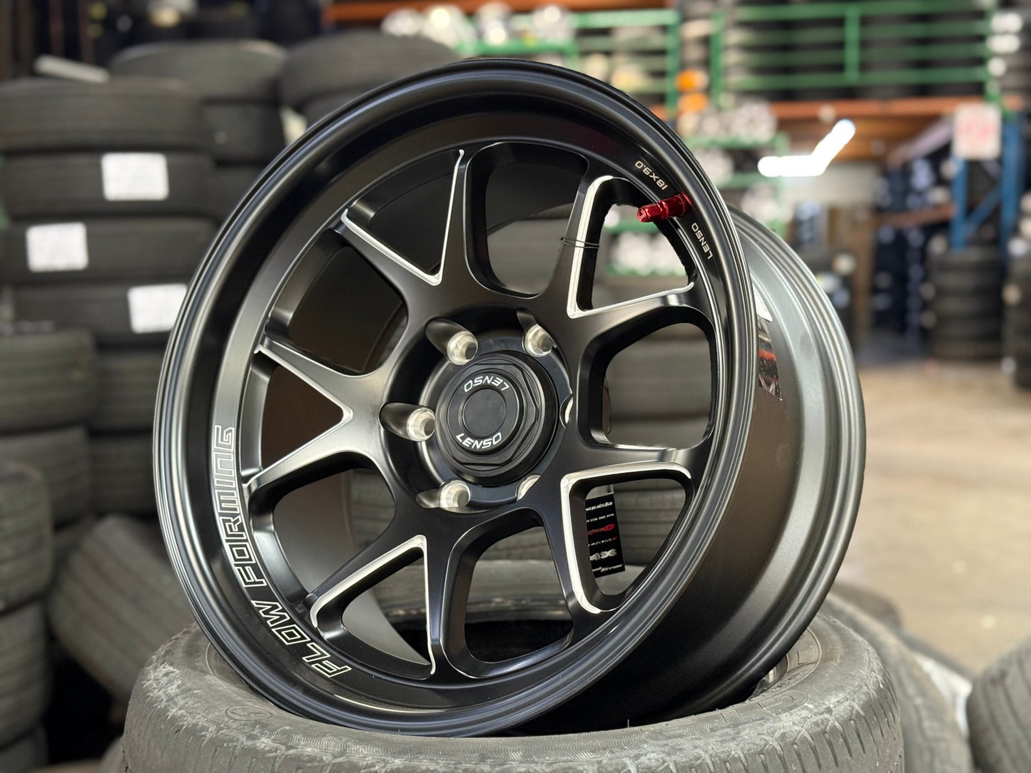 New 18X9 ET0 Lenso Venom 6 Rim (4 wheel) Matt Black 6X139.7