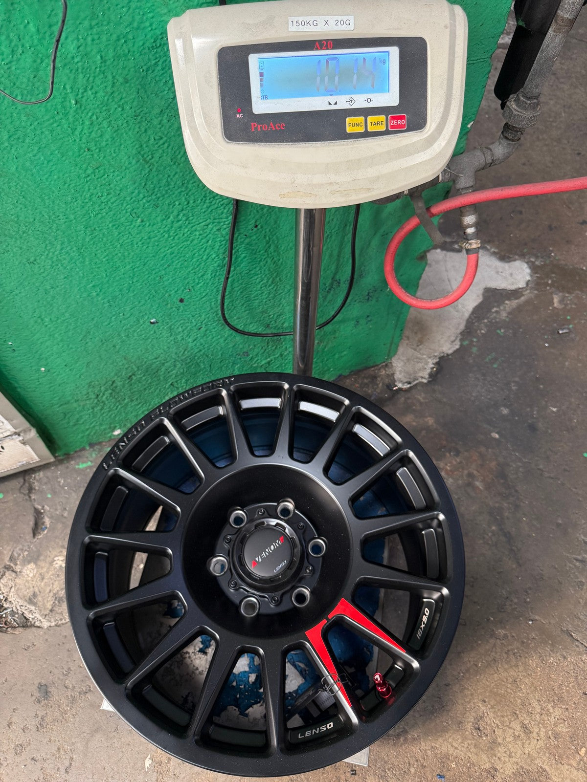 New 18X9 ET18 Lenso Venom 8 Rim (4 wheel) Matt Black 6X139.7