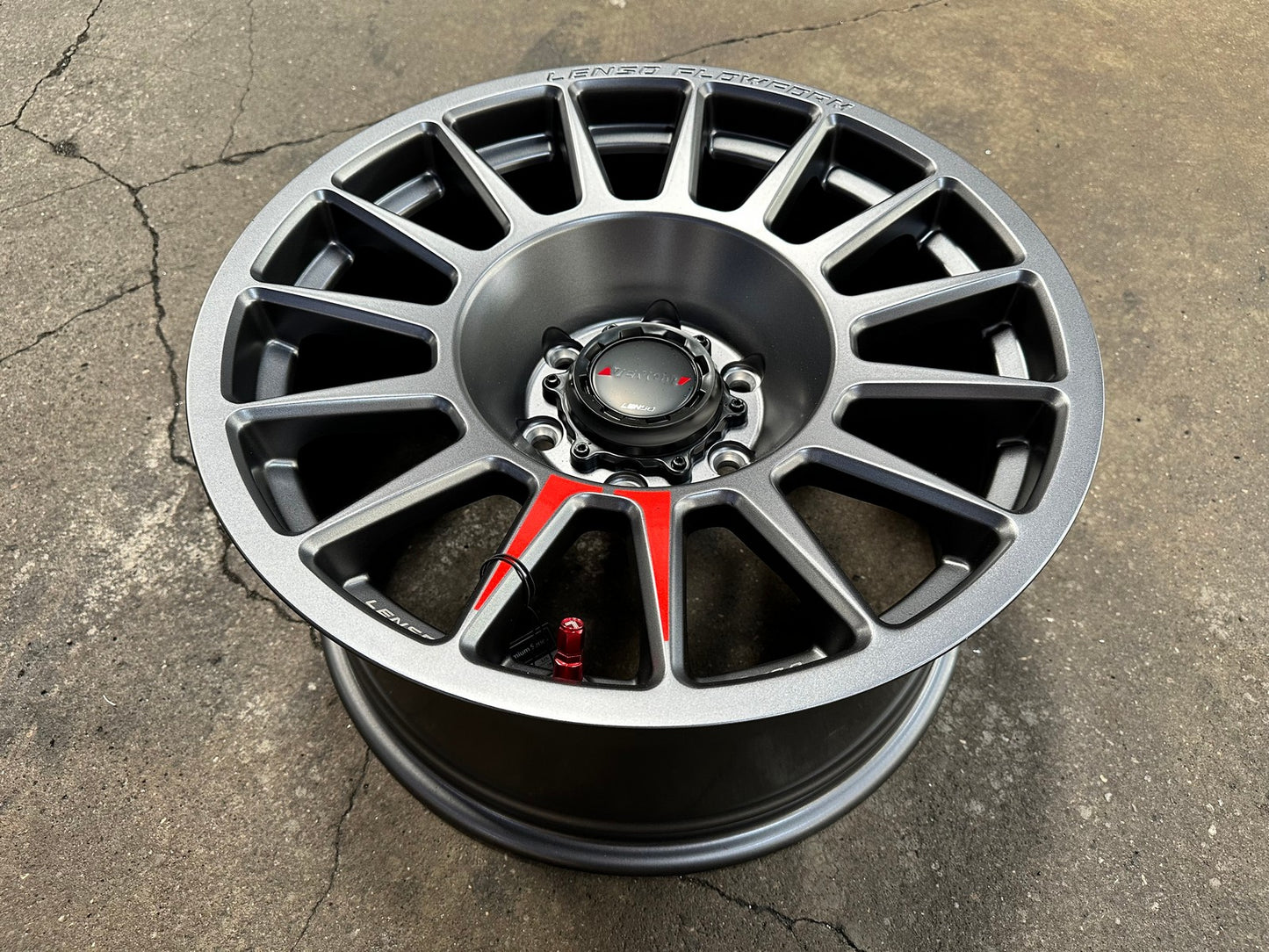 New 18X9 ET18 Lenso Venom 8 Rim (4 wheel) Matt Gunmetal 6X139.7