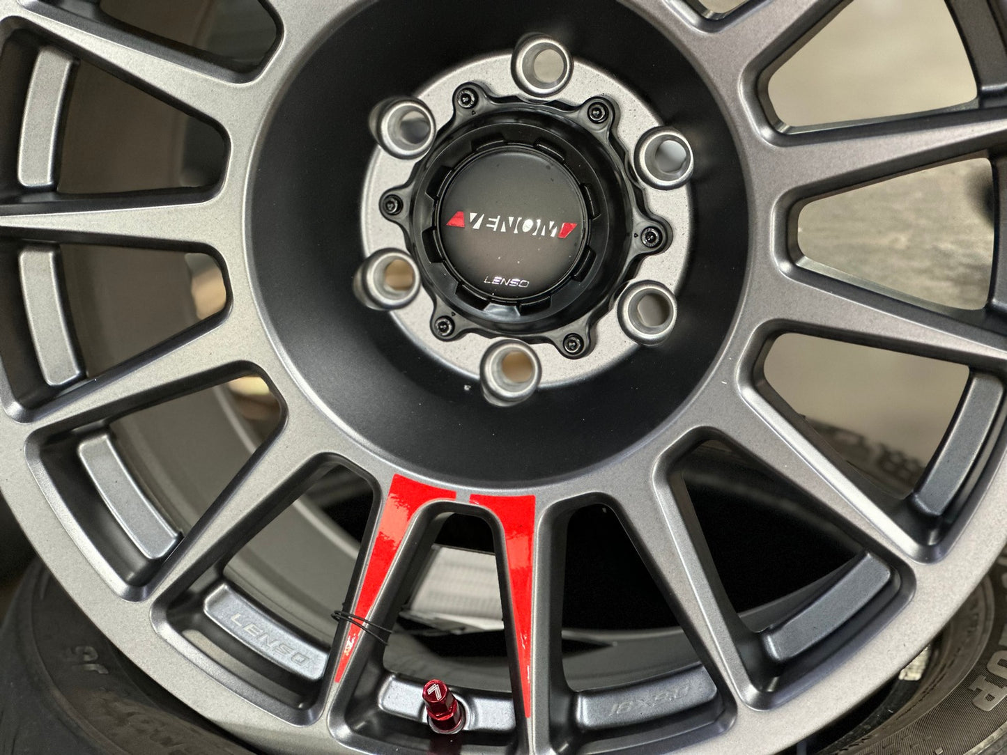 New 18X9 ET18 Lenso Venom 8 Rim (4 wheel) Matt Gunmetal 6X139.7