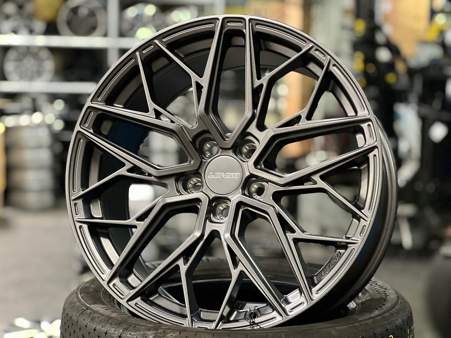 New 18X8.5 ET40 Lenso Ventus Rim (4 wheel) Matt Gunmetal 5X108
