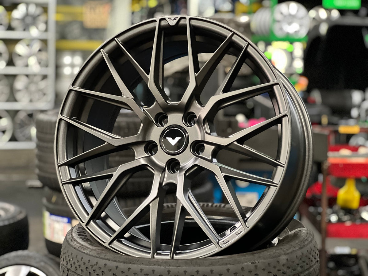 New 19X8.5 ET40 Vorsteiner VFF107 Rim (4 wheel) Matt Gunmetal 5X112