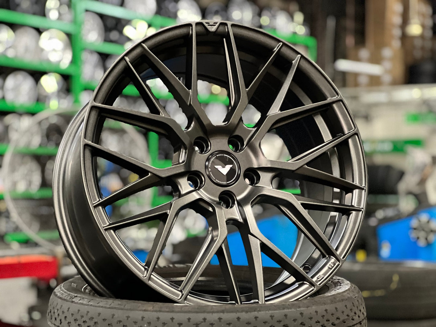 New 19X8.5 ET40 Vorsteiner VFF107 Rim (4 wheel) Matt Gunmetal 5X112