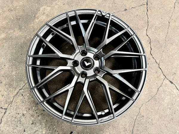 New 19X8.5 ET40 Vorsteiner VFF107 Rim (4 wheel) Matt Gunmetal 5X112