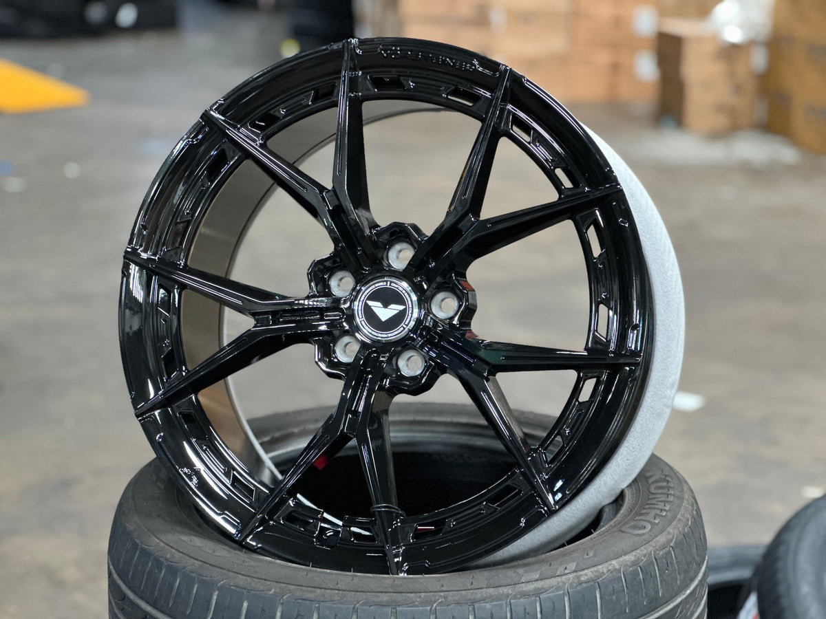New 19X9.5 ET46 Vorsteiner VFX002 Rim (4 wheel) Gloss Black 5X112