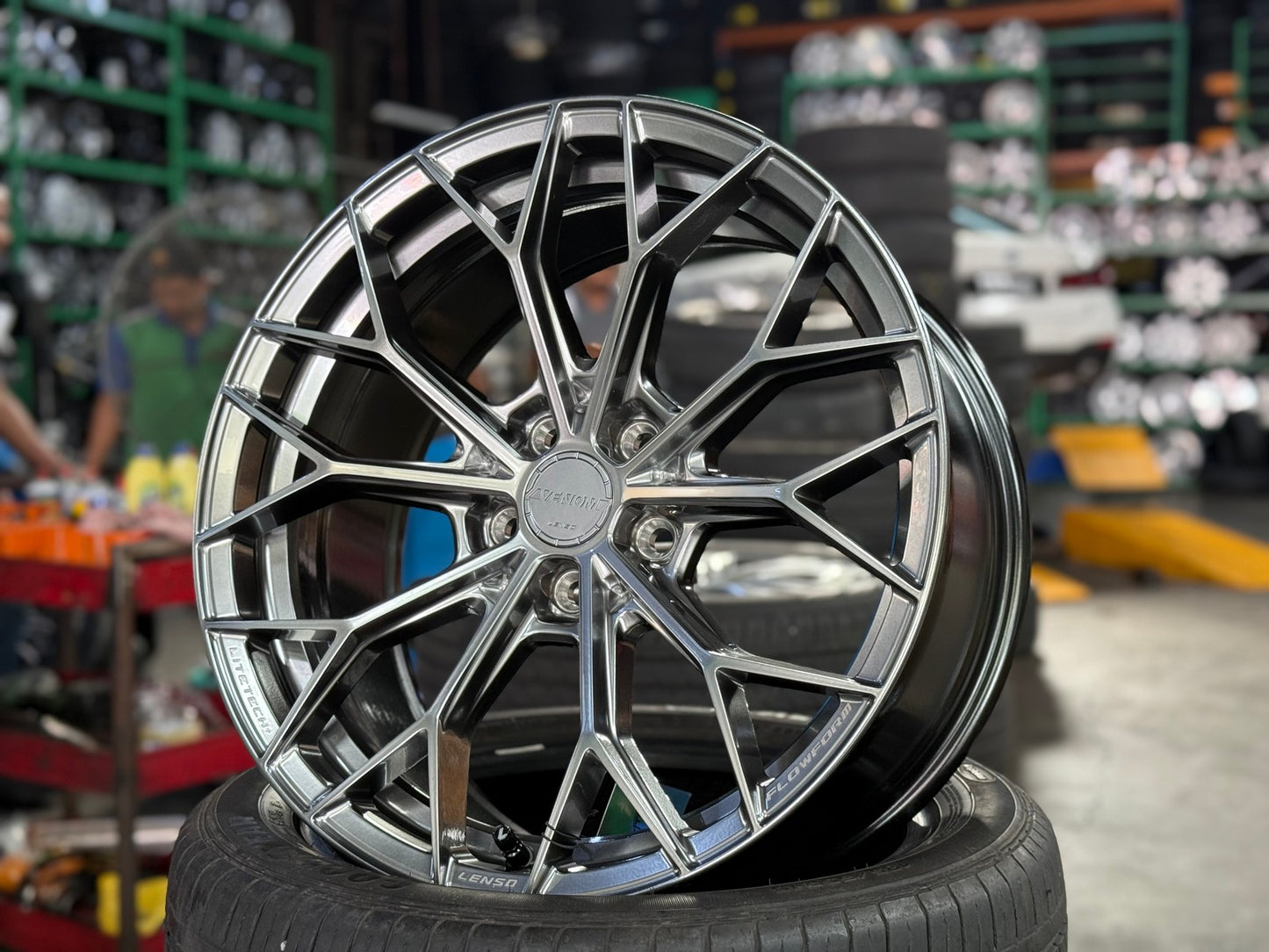 New 18X8.5 ET35 Lenso VNA Rim (4 wheel) Matt Gunmetal 5X108