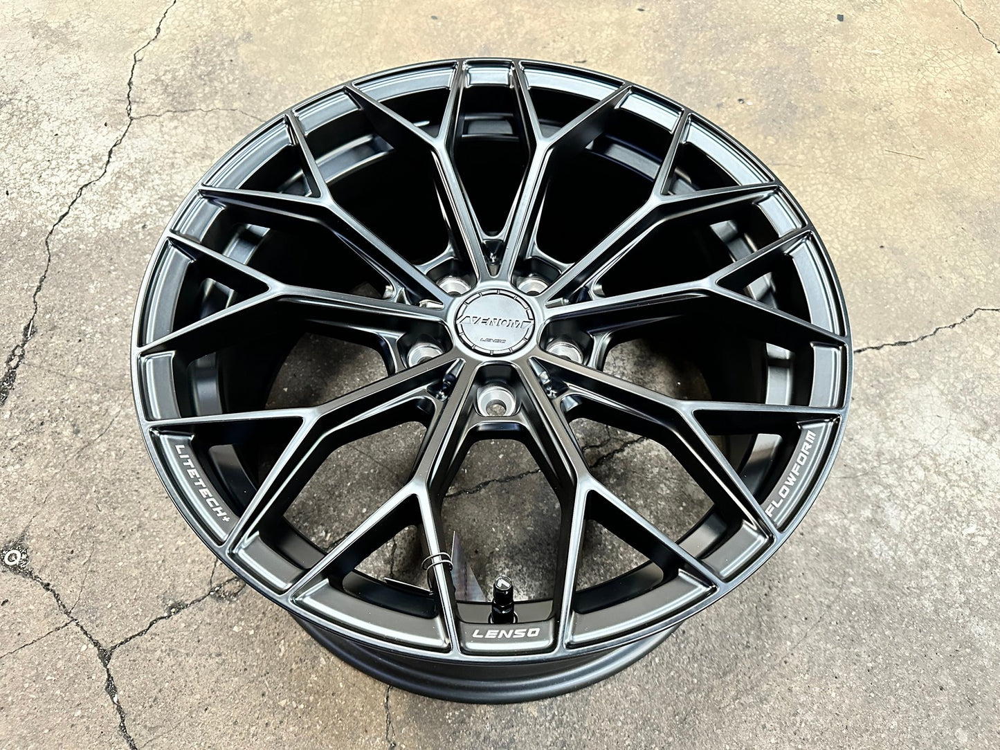 New 18X8.5 ET35 Lenso VNA Rim (4 wheel) Matt Black 5X114.3