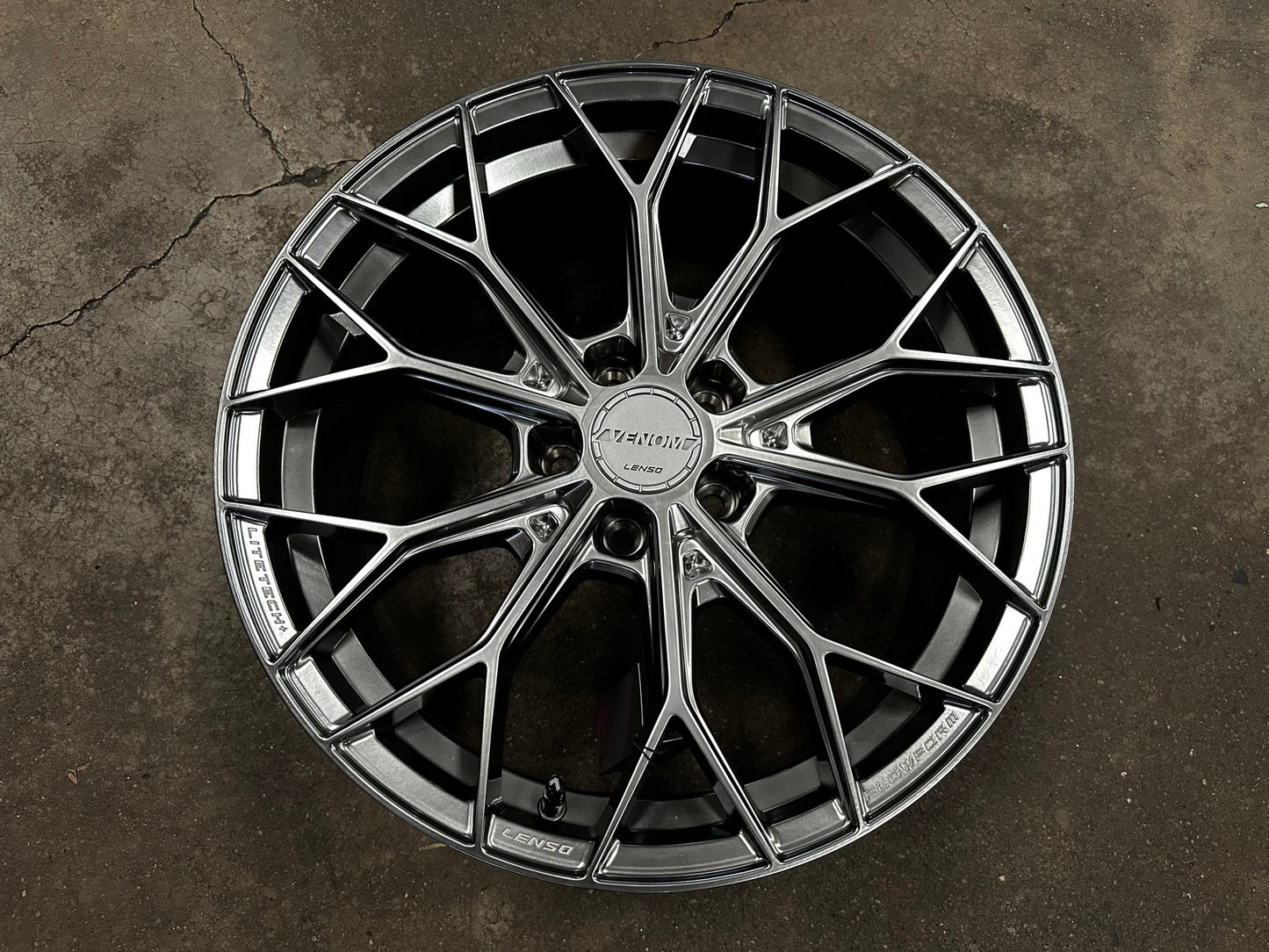 New 19X8.5 ET35 Lenso VNA Rim (4 wheel) Matt Gunmetal 5X114.3
