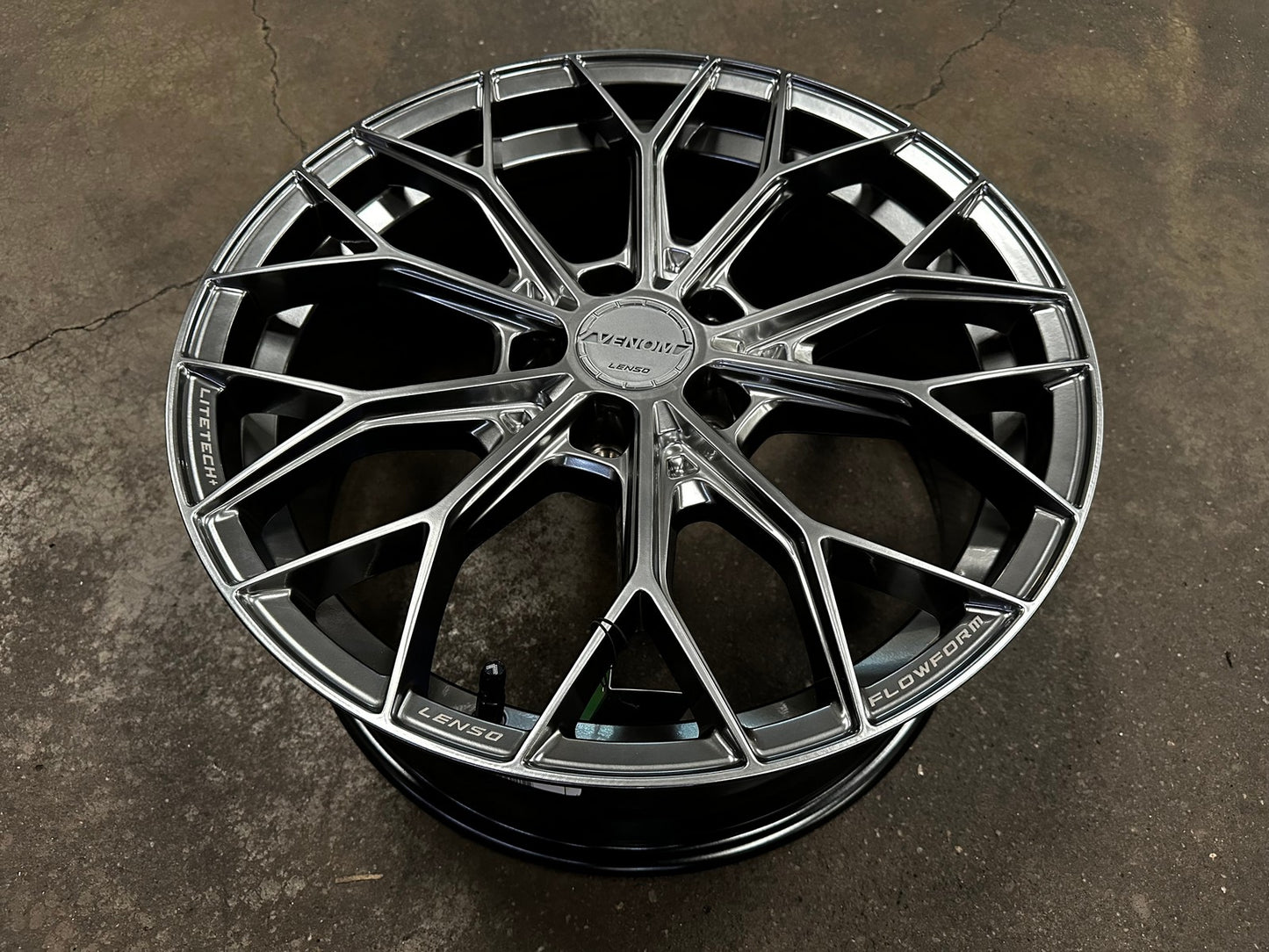 New 19X8.5 ET35 Lenso VNA Rim (4 wheel) Matt Gunmetal 5X114.3