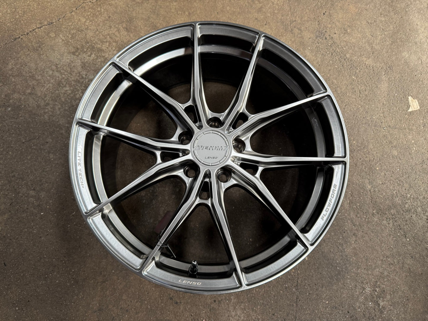 New 19X8.5 ET35 Lenso VNB Rim (4 wheel) Matt Gunmetal 5X114.3