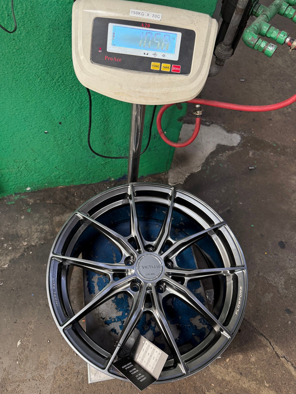 New 19X8.5 ET35 Lenso VNB Rim (4 wheel) Matt Gunmetal 5X114.3