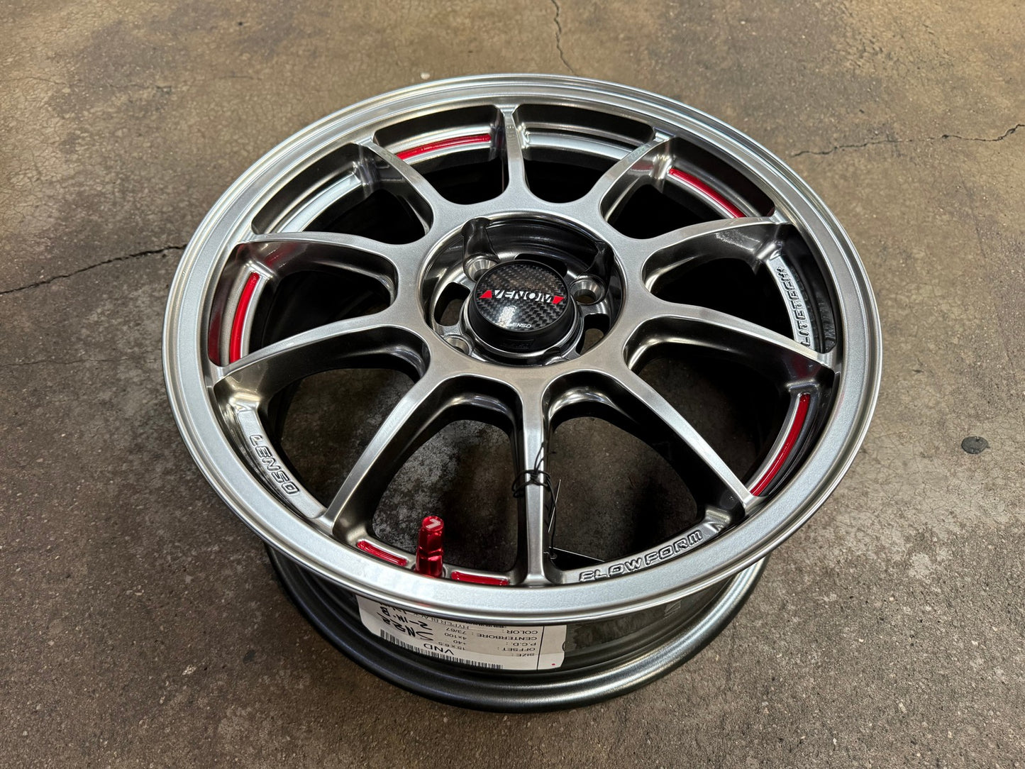 New 15X6.5 ET40 Lenso VNDRim (4 wheel) Hyper Black 4X100