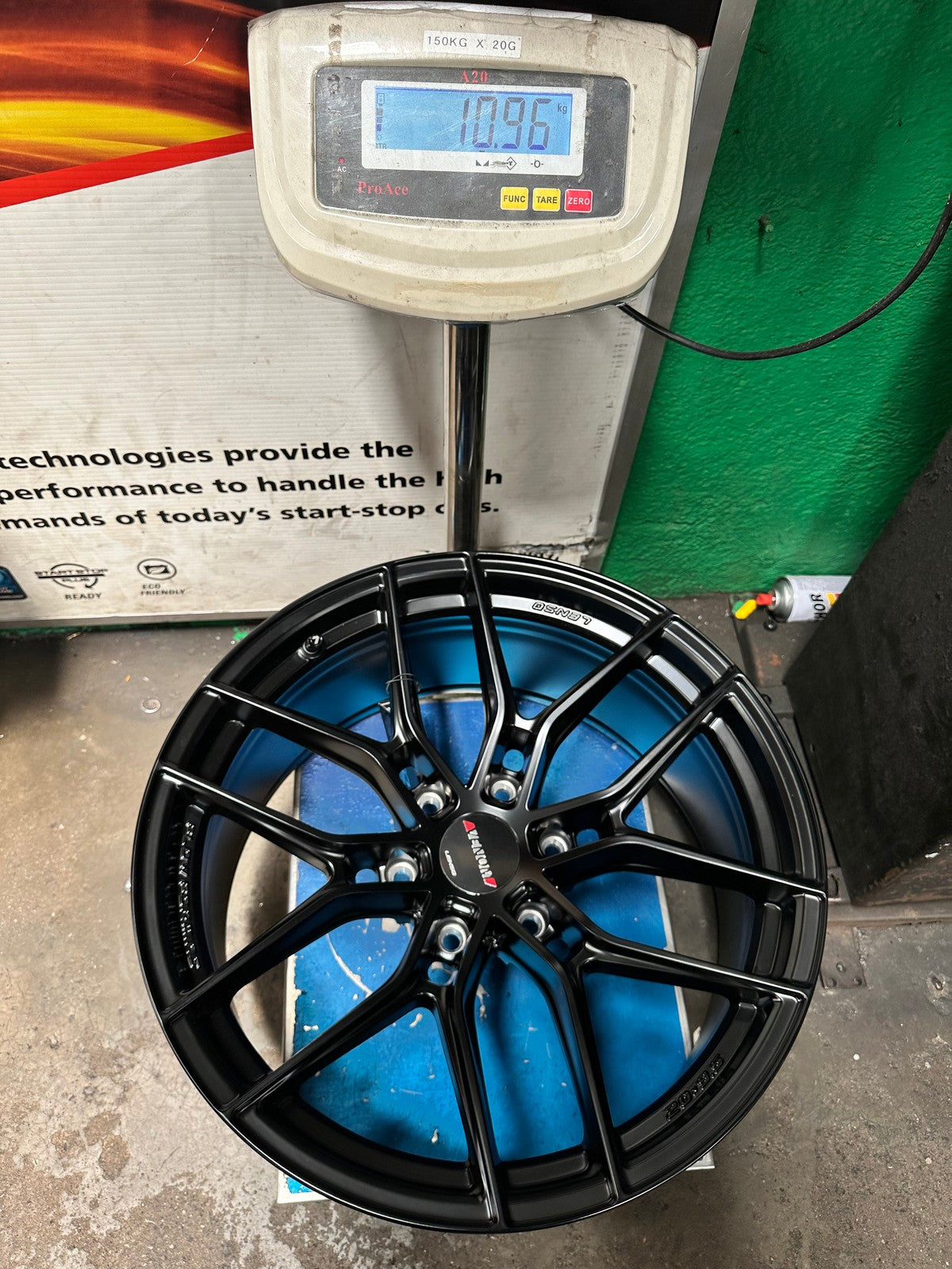 New 20X9.5 ET15 Lenso VT3 Rim (4 wheel) Matt Black 6X139.7