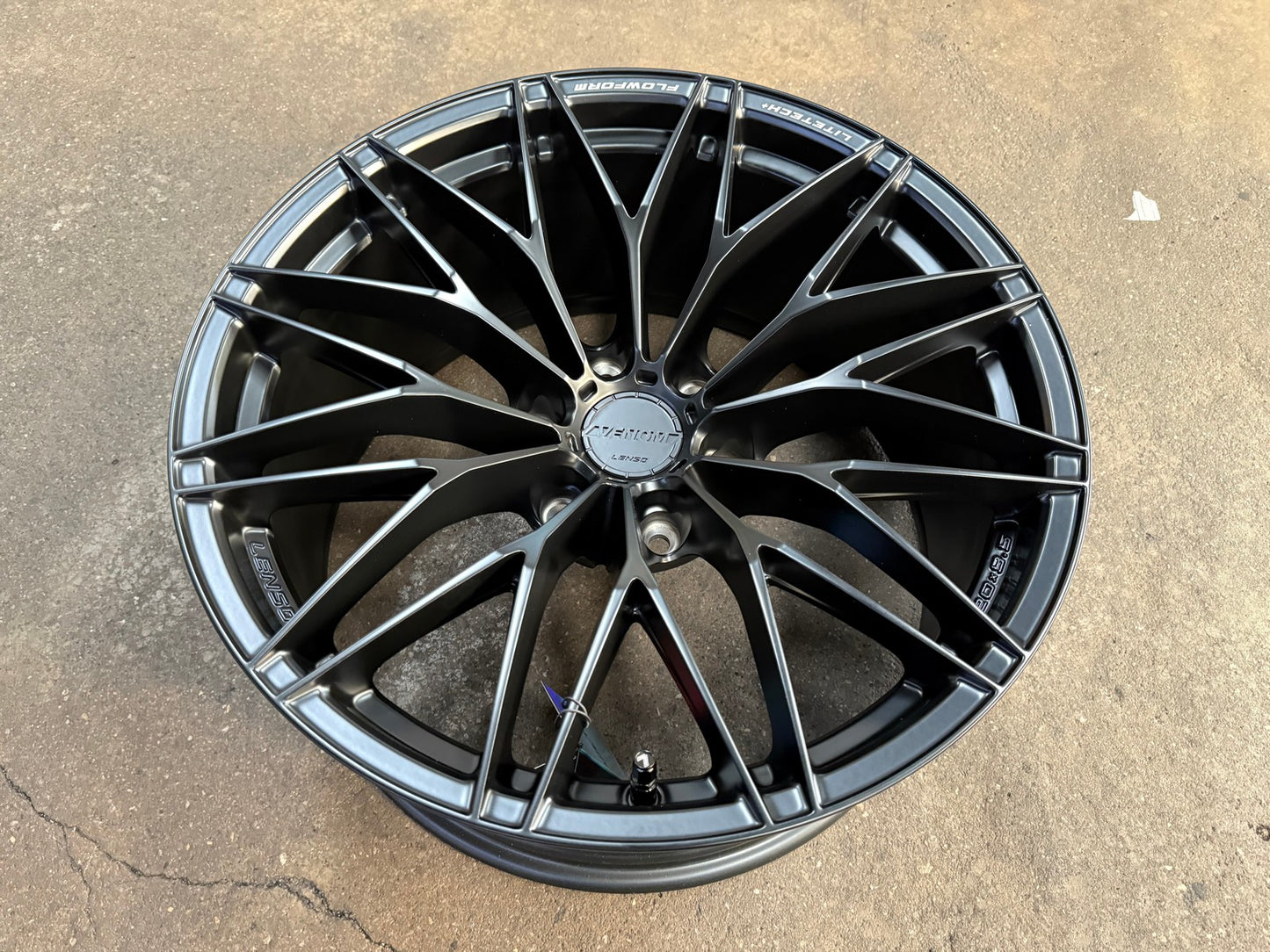 New 20X9.5 ET15 Lenso VT4 Rim (4 wheel) Matt Black 6X139.7