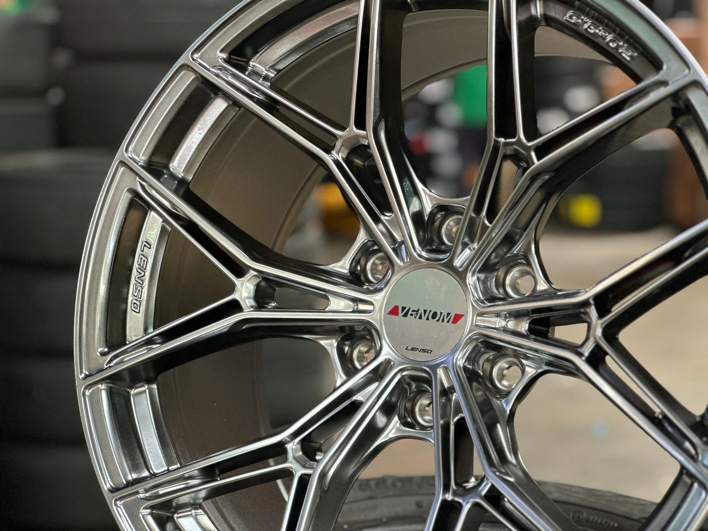 New 20X9.5 ET15 Lenso VT5 Rim (4 wheel) Hyper Black 6X139.7