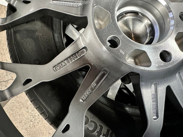 New 18X8.5 ET42 Vogue F01 Rim (4 wheel) Gloss Silver 5X114.3