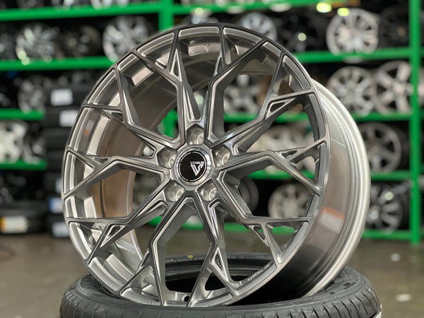 New 19X8.5 ET43 Vogue F01 Rim (4 wheel) Gloss Silver 5X114.3