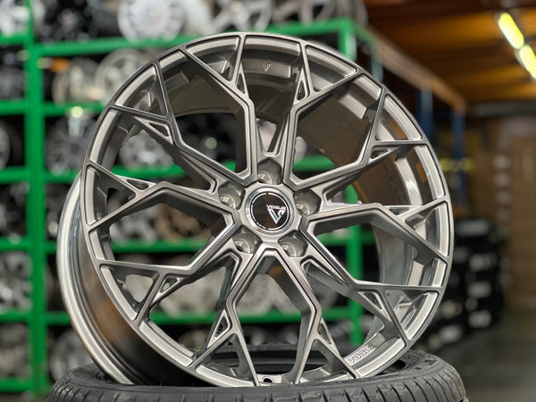 New 19X8.5 ET43 Vogue F01 Rim (4 wheel) Gloss Silver 5X112