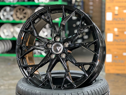 New 19X8.5 ET43 Vogue F01 Rim (4 wheel) Gloss Black 5X114.3