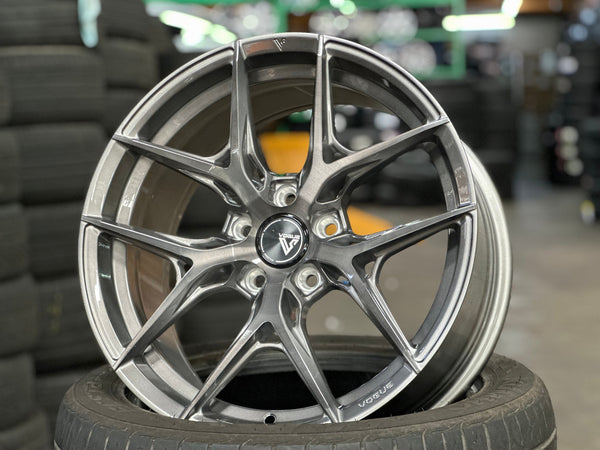 New 18X8.5 ET42 Vogue F02 Rim (4 wheel) Gloss Silver 5X114.3