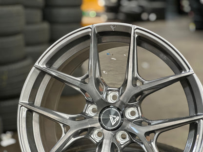 New 18X8.5 ET42 Vogue F02 Rim (4 wheel) Gloss Silver 5X114.3