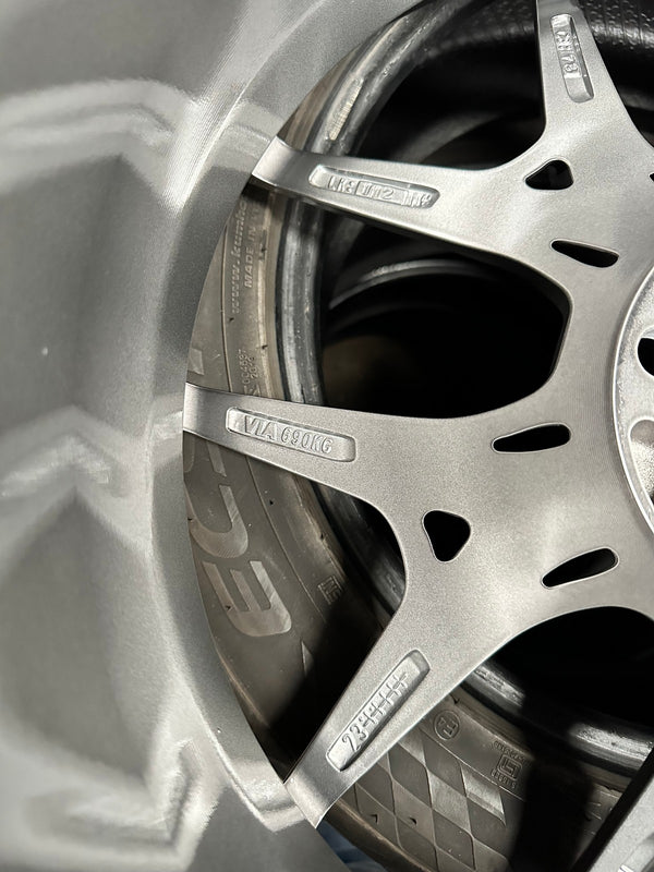 New 18X8.5 ET42 Vogue F02 Rim (4 wheel) Gloss Silver 5X114.3