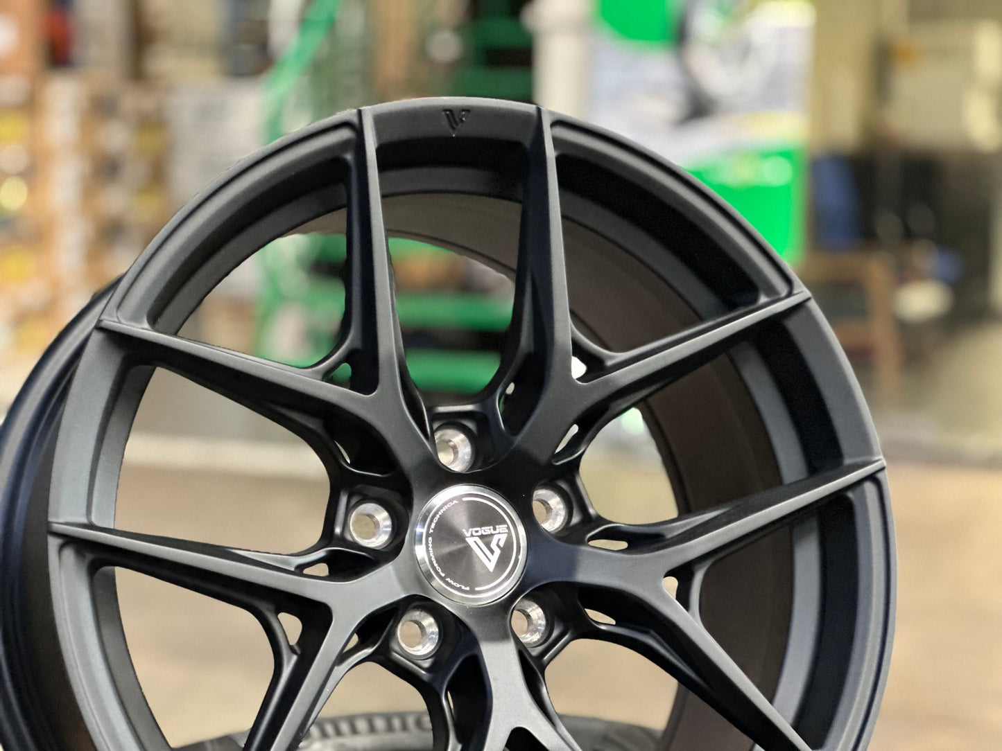 New 18X8.5 ET42 Vogue F02 Rim (4 wheel) Matt Black 5X112
