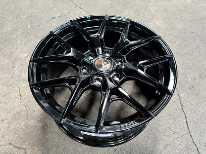 New 18X8.5 ET38 Vogue F02 Rim (4 wheel) Gloss Black 6X139.7